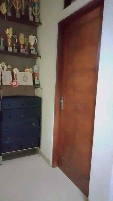 dijual rumah bojong nangka