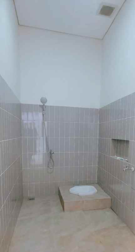 dijual rumah candi penataran