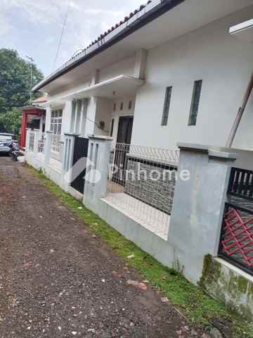 dijual rumah cantik minimalis di kudus atas dawe