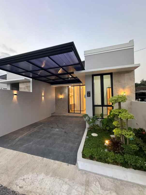 dijual rumah cebongan gabahan