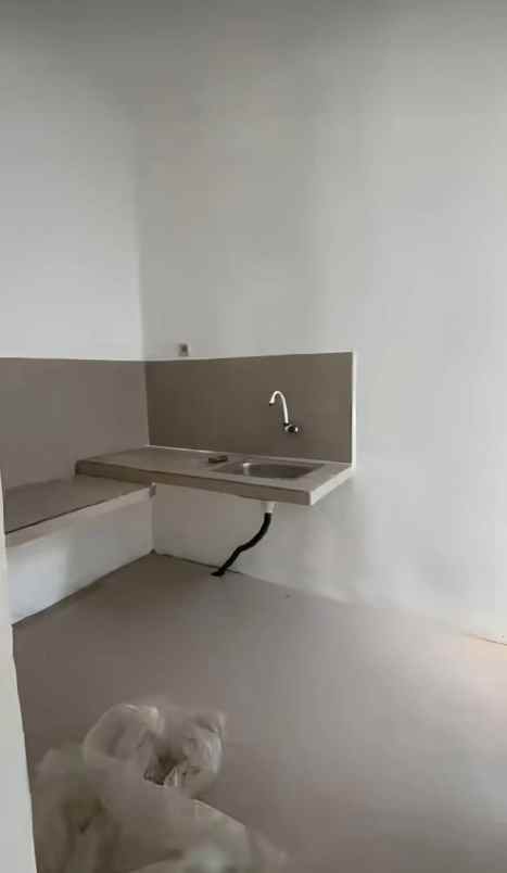 dijual rumah cemorokandang kota malang
