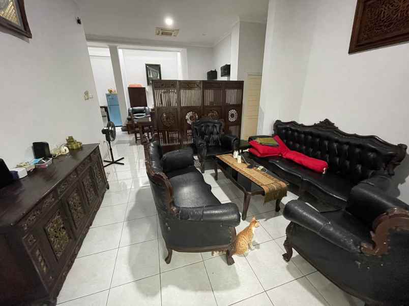 dijual rumah cempaka putih