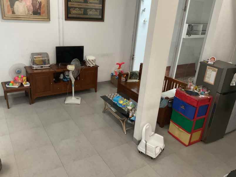 dijual rumah cempaka putih