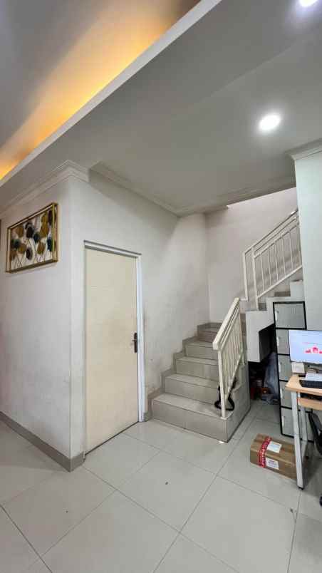 dijual rumah cengkareng timur