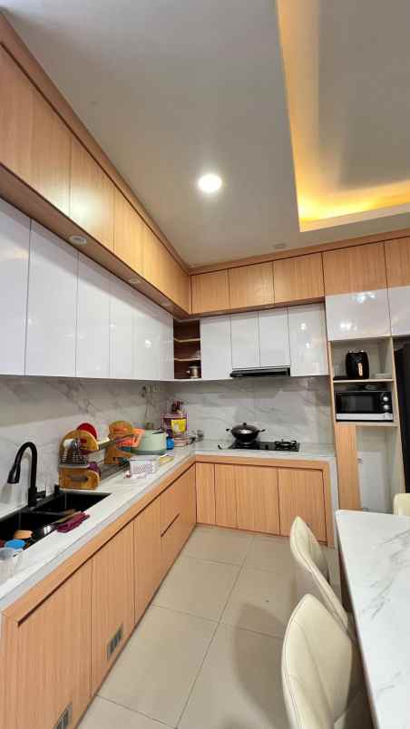 dijual rumah cengkareng timur