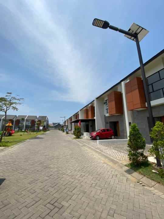 dijual rumah central park juanda