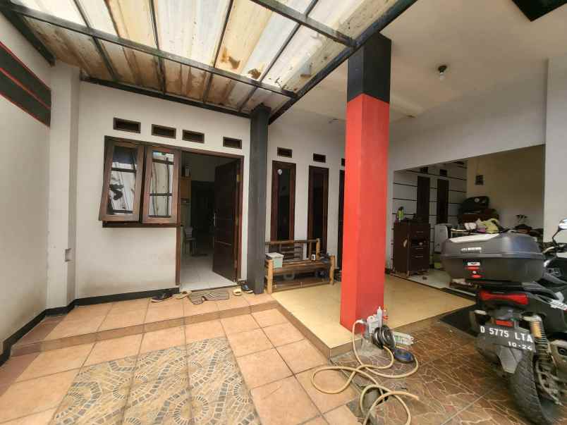 dijual rumah cidurian utara