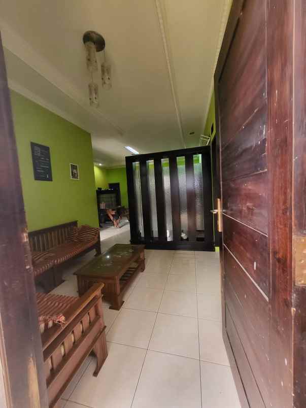 dijual rumah cidurian utara