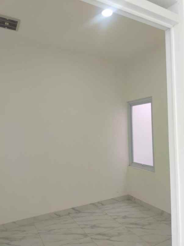 dijual rumah ciganitri