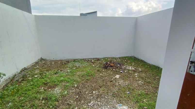 dijual rumah ciganitri buahbatu