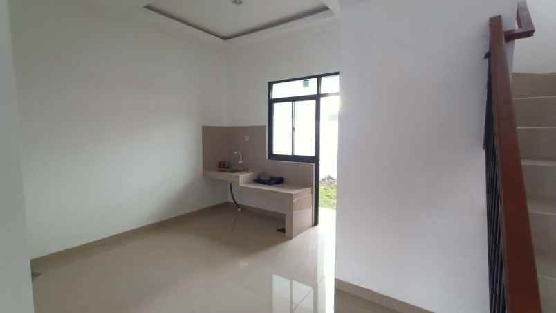 dijual rumah ciganitri buahbatu