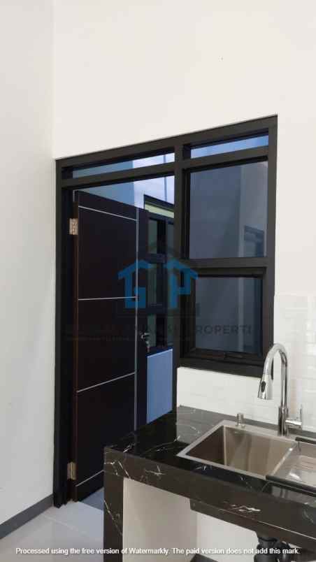 dijual rumah cihanjuang