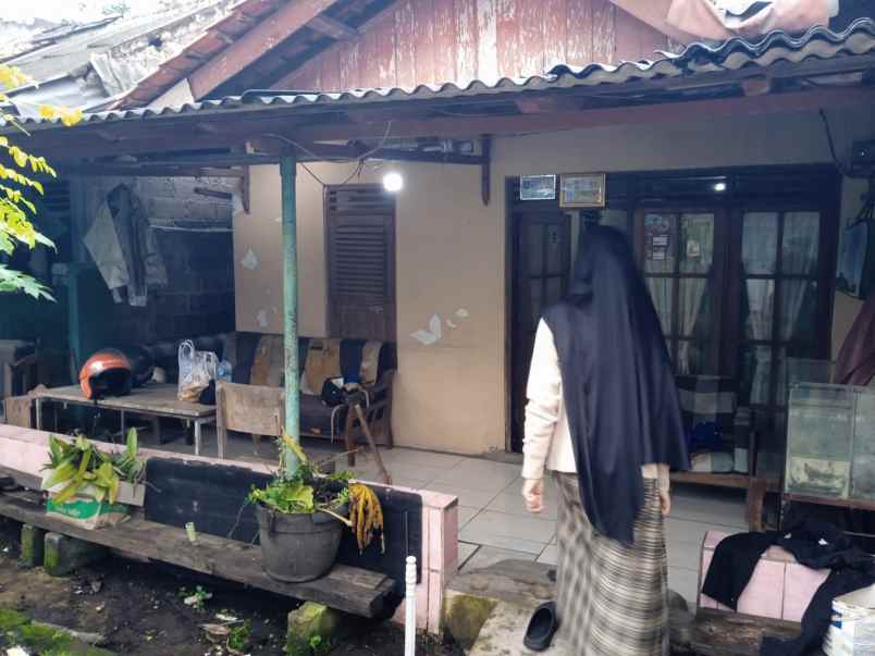 dijual rumah ciherang