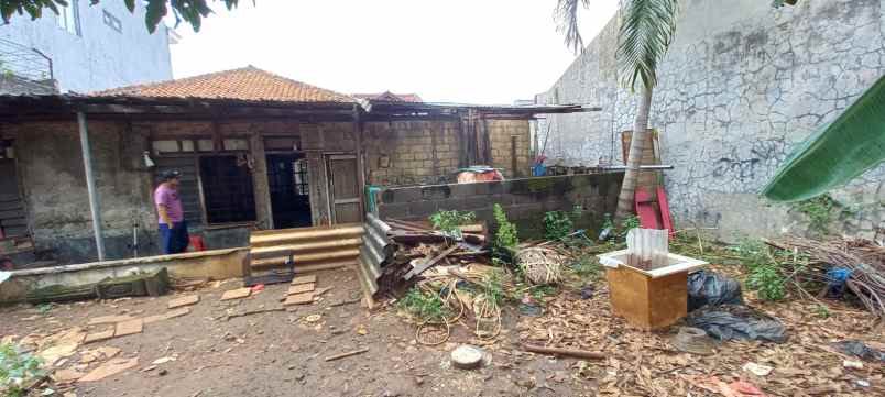 dijual rumah cilandak barat