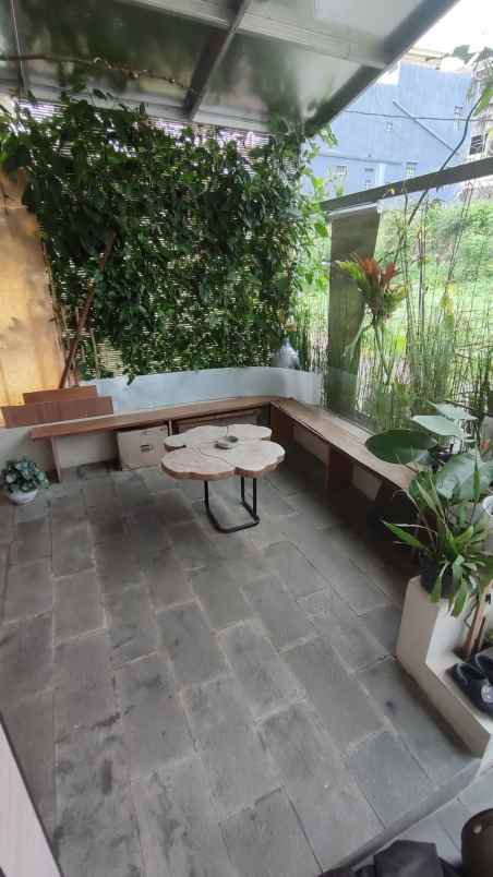 dijual rumah cilengkrang kec ujung