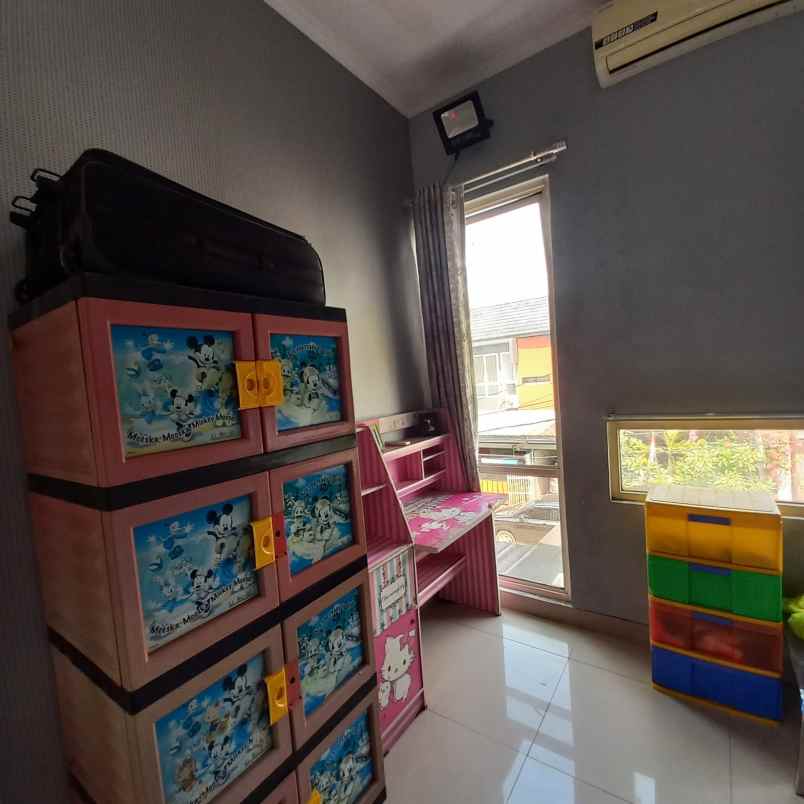 dijual rumah cileungsi