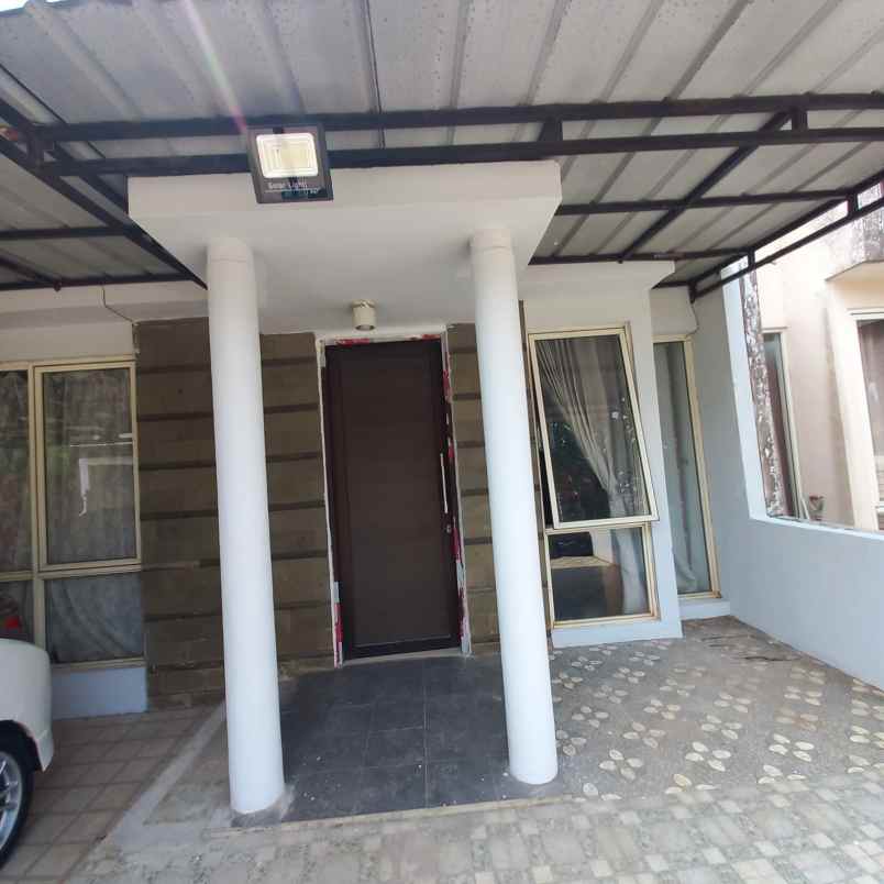 dijual rumah cileungsi