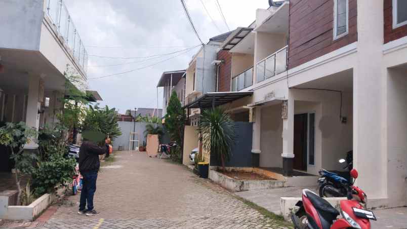dijual rumah cimanggis depok