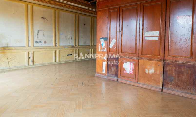 dijual rumah cinere depok