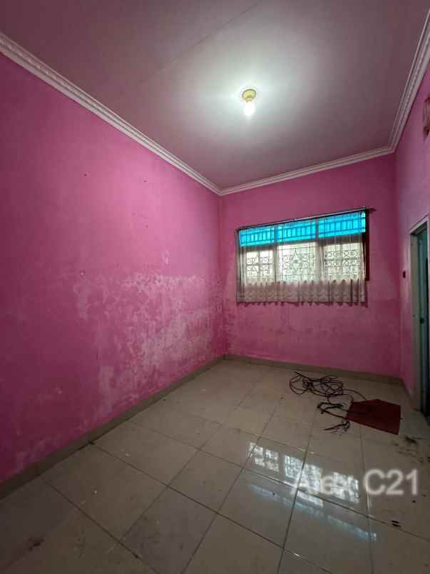 dijual rumah cipedak