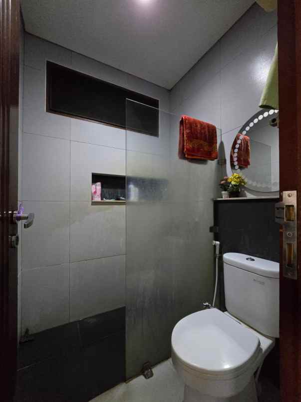 dijual rumah cipinang elok jatinegara