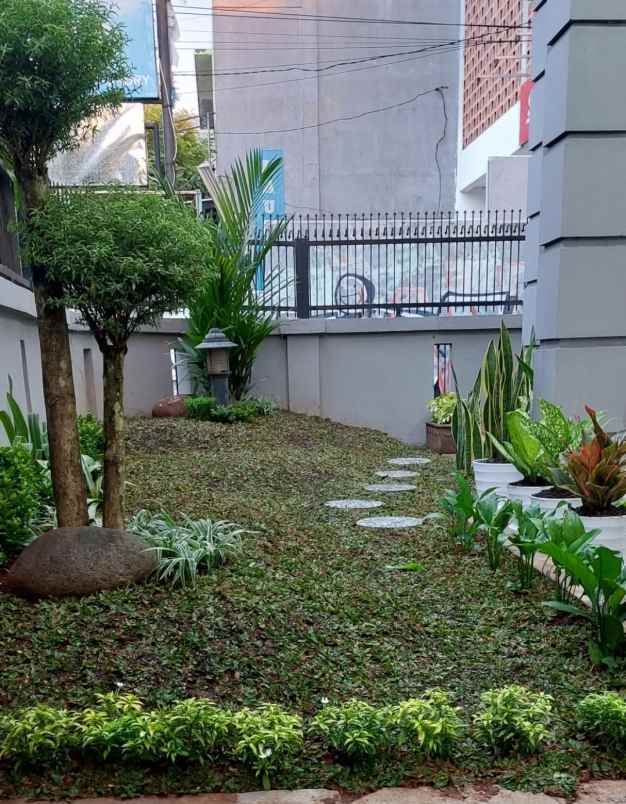 dijual rumah ciputat jombang