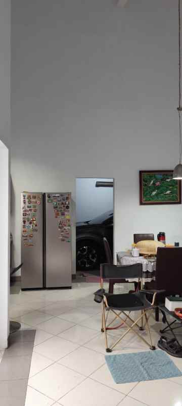 dijual rumah ciputat jombang