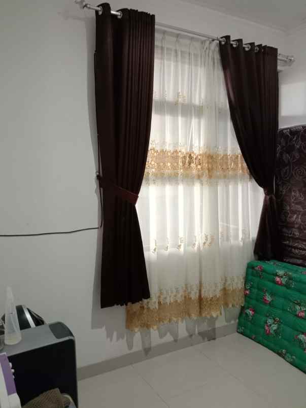 dijual rumah cisaranten kulon