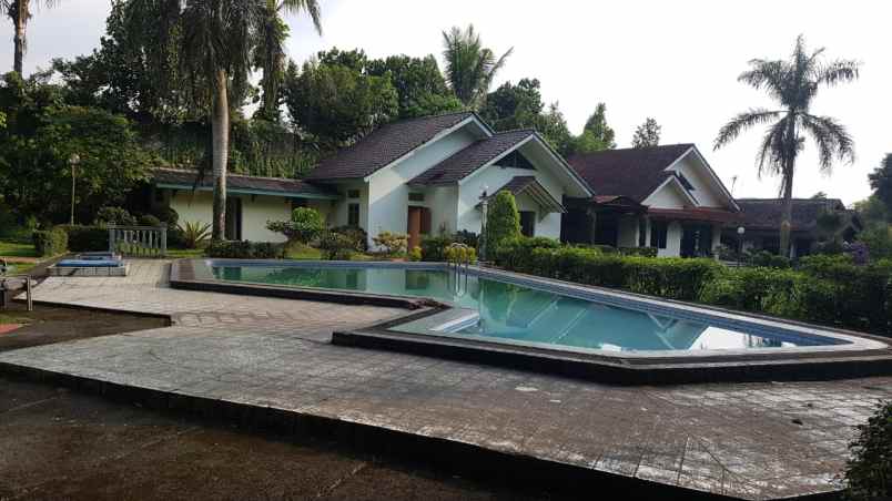 dijual rumah cisarua puncak bogor