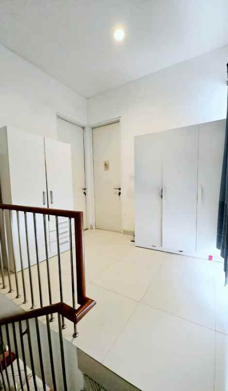 dijual rumah citragran cbd cibubur