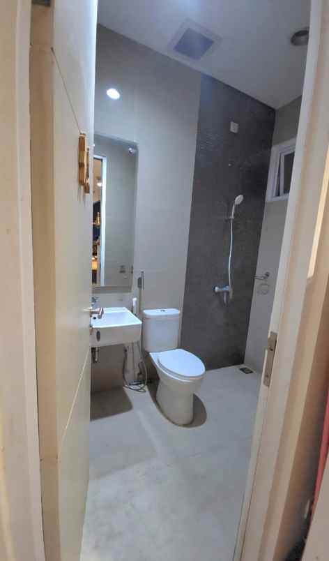 dijual rumah citragran cbd cibubur