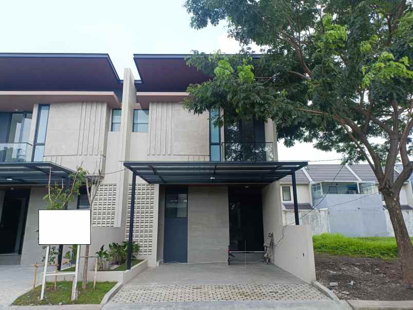 dijual rumah citraland surabaya barat