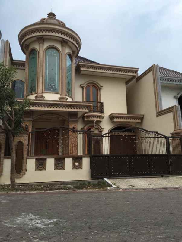 dijual rumah citraland taman nasional