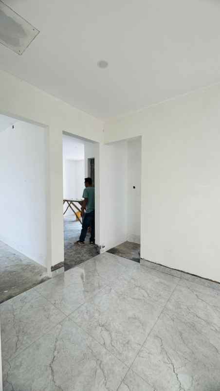 dijual rumah citraland woodland