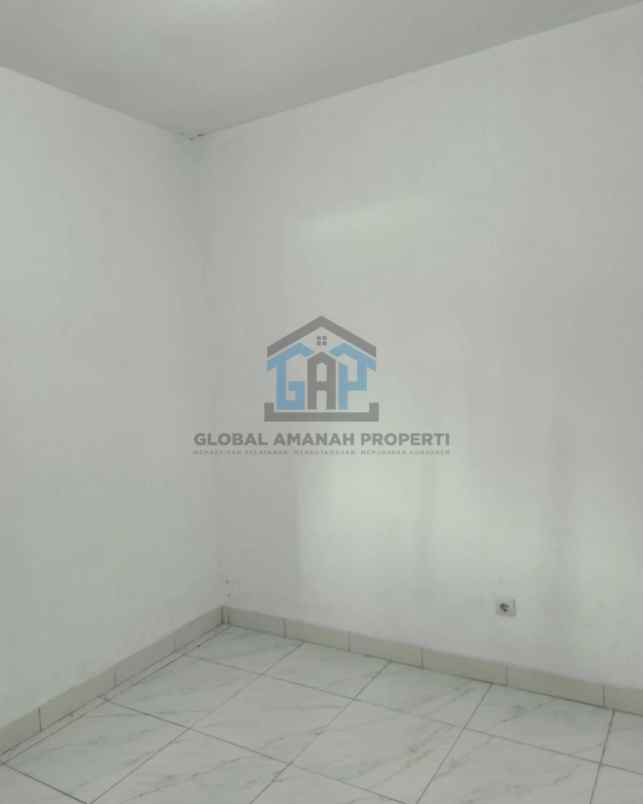dijual rumah ciwaruga atas lingkungan sejuk dekat upi