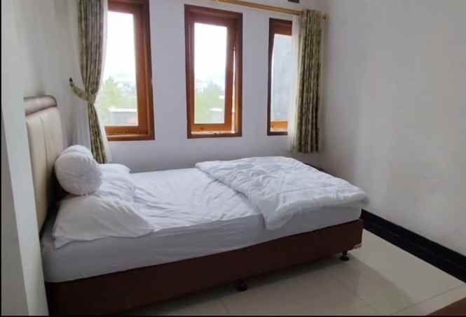 dijual rumah cluster cisitu indah dago