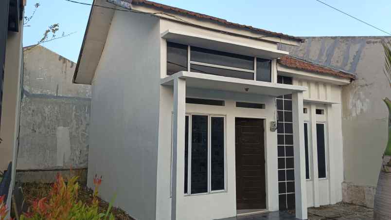 dijual rumah cluster murah jl sidodadi harga 200 juta