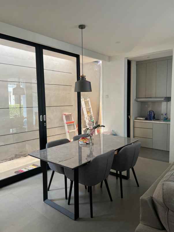 dijual rumah cluster royal park citraland