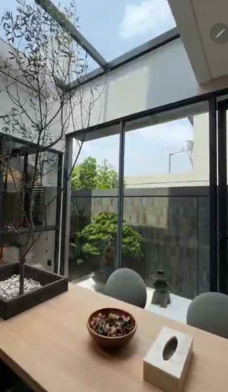 dijual rumah cluster xq livin lippo