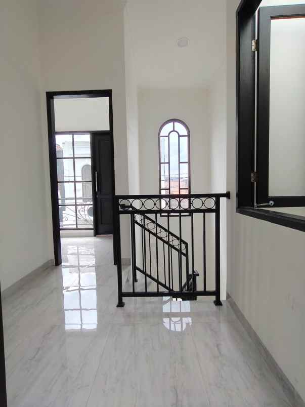 dijual rumah condet jakarta timur