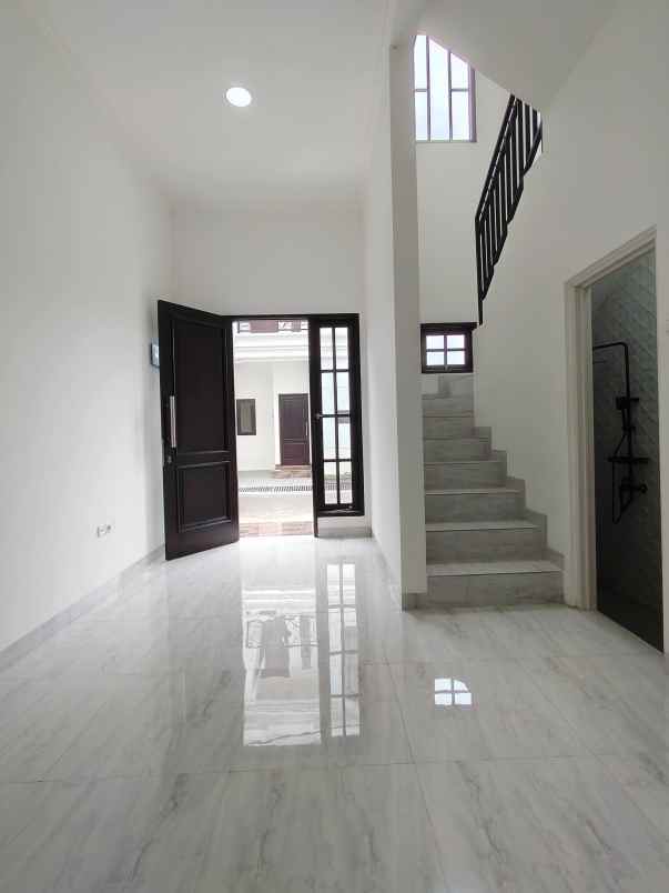 dijual rumah condet jakarta timur