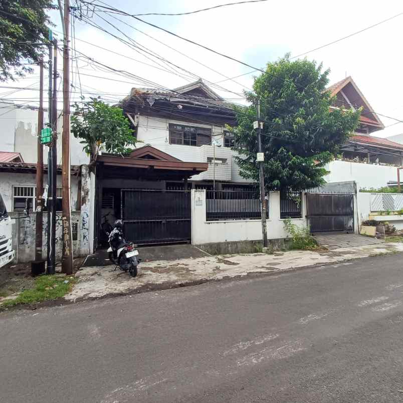 dijual rumah daerah cideng