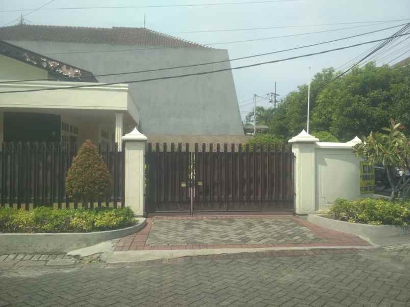 dijual rumah daerah surabaya kota