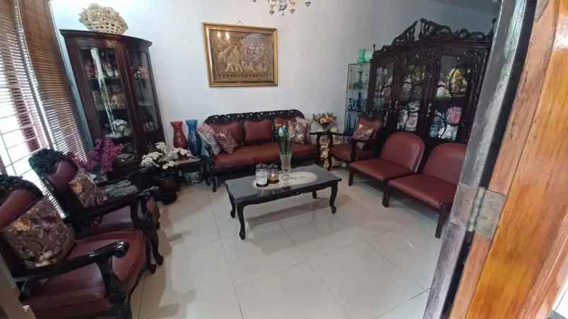 dijual rumah dalam cluster di mampang prapatan