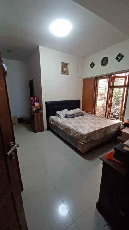 dijual rumah dalam cluster di mampang prapatan