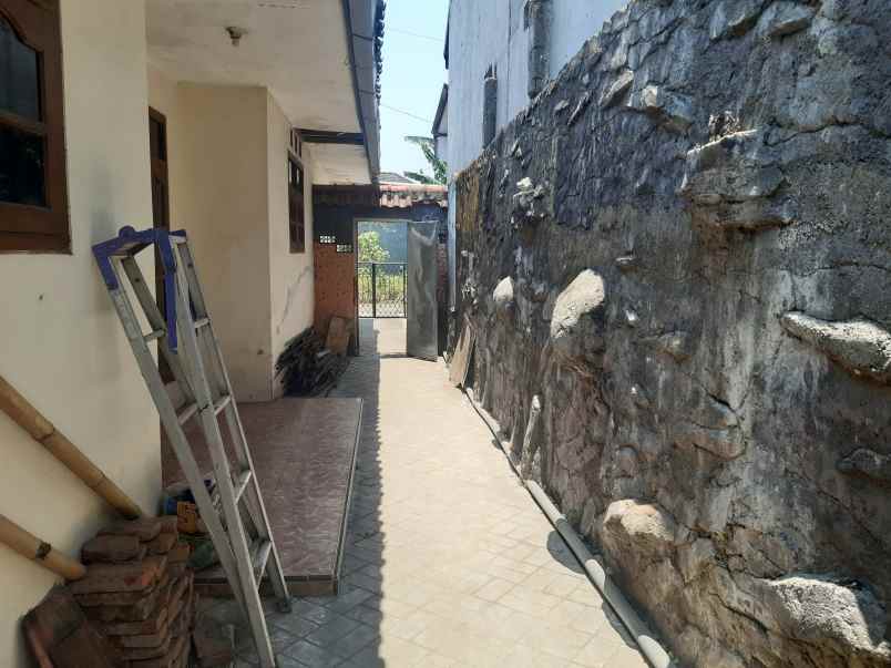 dijual rumah dekat kampus jember