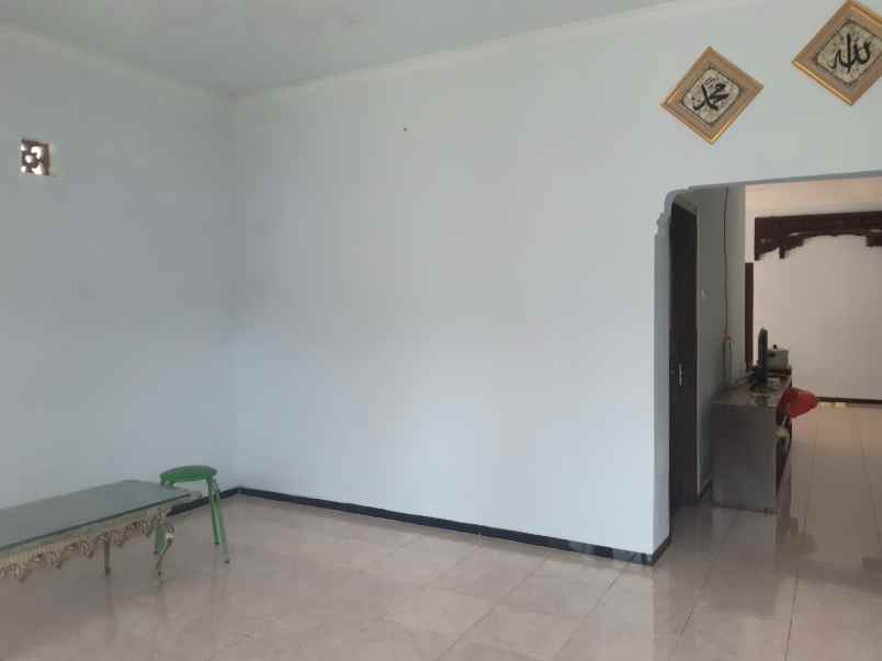 dijual rumah dekat kampus jember