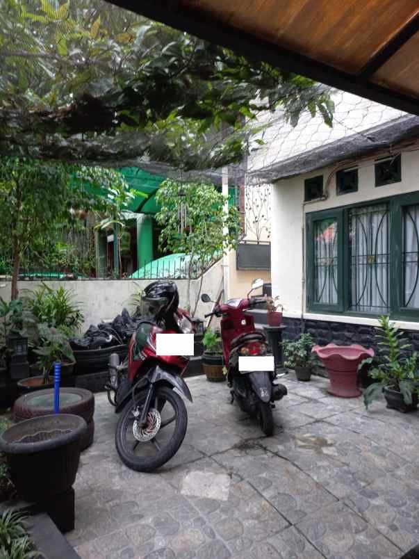 dijual rumah di condet jakarta timur