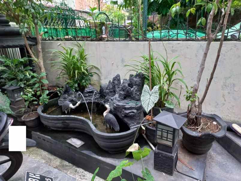 dijual rumah di condet jakarta timur