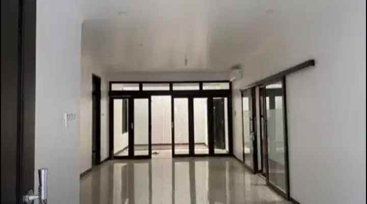 dijual rumah di gedung hijau pondok indah jaksel